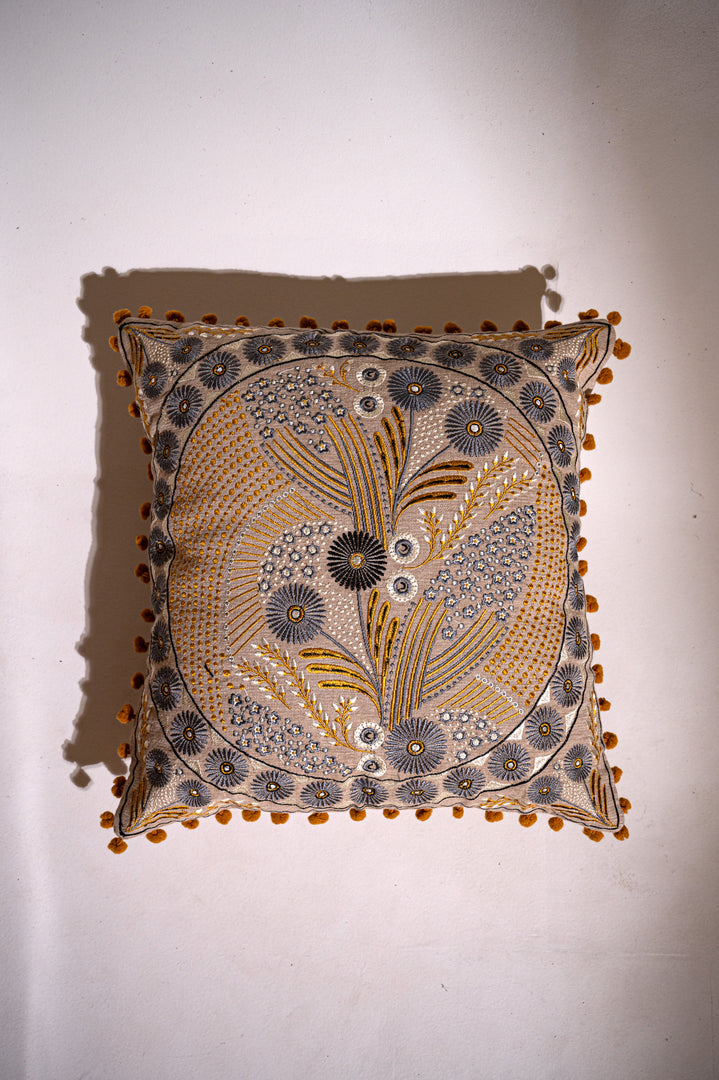 Sunehri Jalwah - Cushion Cover